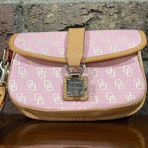 Dooney and Bourke Signature Fabric Wristlet